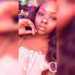 Meet your Posher, Chanel